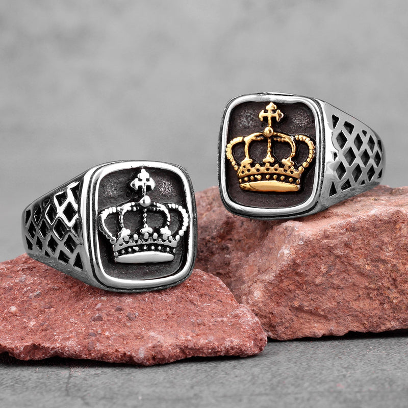 Craftsoul Adjustable King Crown Rings for lovers in Gold American diamond  fancy stylish king Queen design
