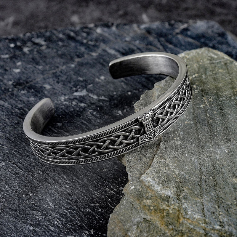 Viking Rune Cuff Bracelet Arm Ring – Vikings of Valhalla US
